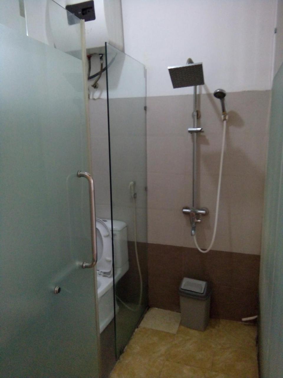 מלון Yen Thinh Khach San Thuong Mai מראה חיצוני תמונה