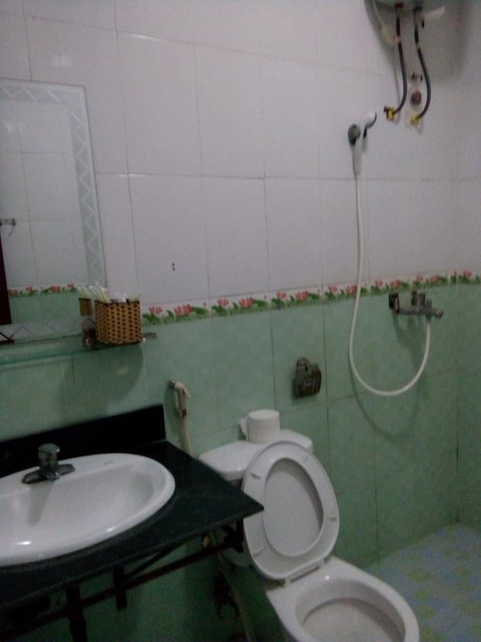 מלון Yen Thinh Khach San Thuong Mai מראה חיצוני תמונה